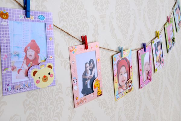 Multicolor cardboard frame